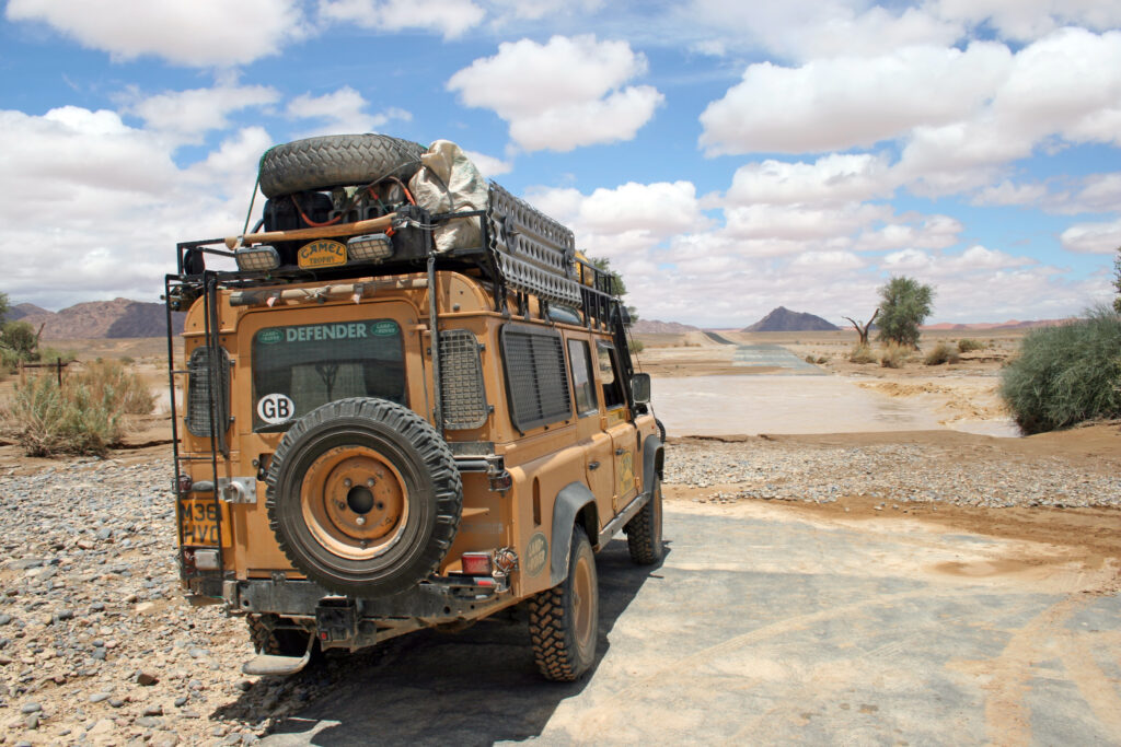 Camel Trophy Defender